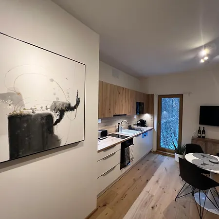 Golden Ridge Appartement *