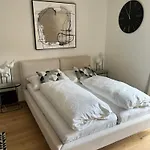 Golden Ridge Appartement *