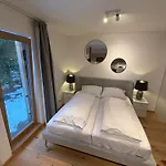 Golden Ridge Appartement *