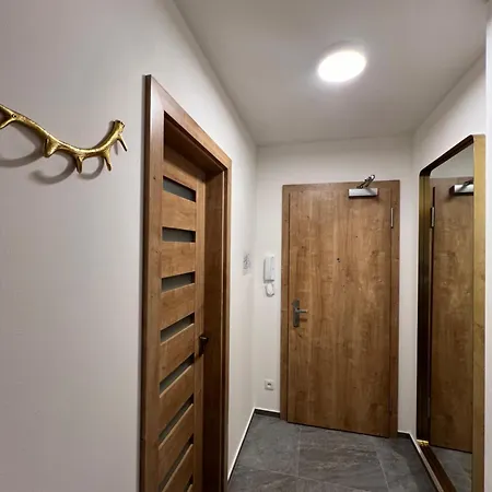 Golden Ridge Apartment
