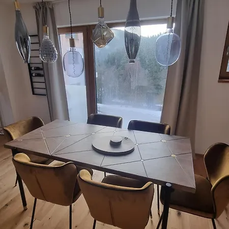 Golden Ridge Apartment